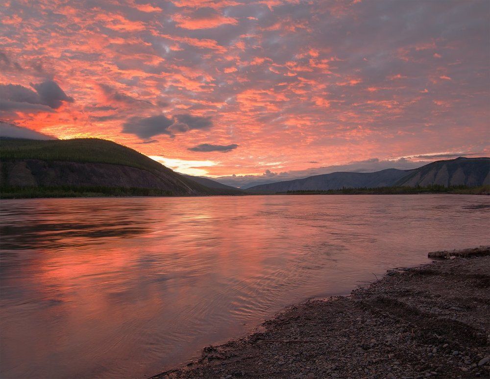 Индигирка. Полночь