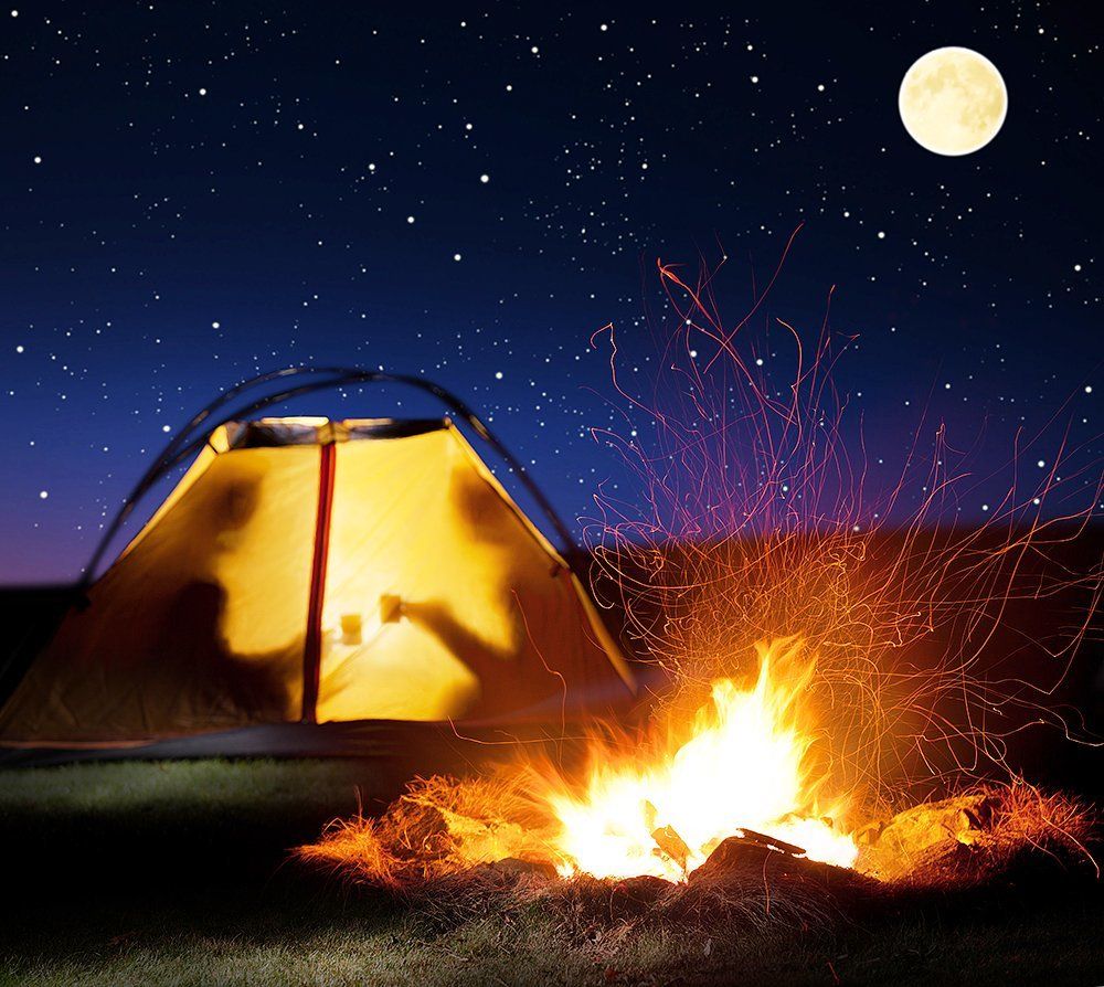 Вечерний туристический пейзаж.