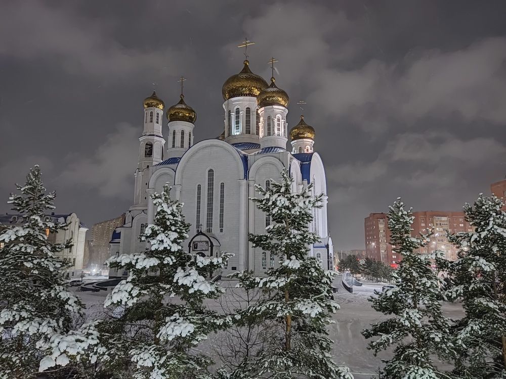 Photograph by Ramil Bakhriraziyev