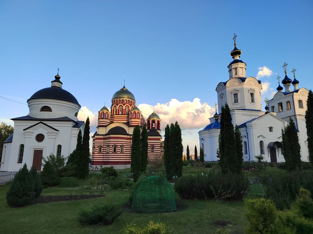 Монастырское собрание.