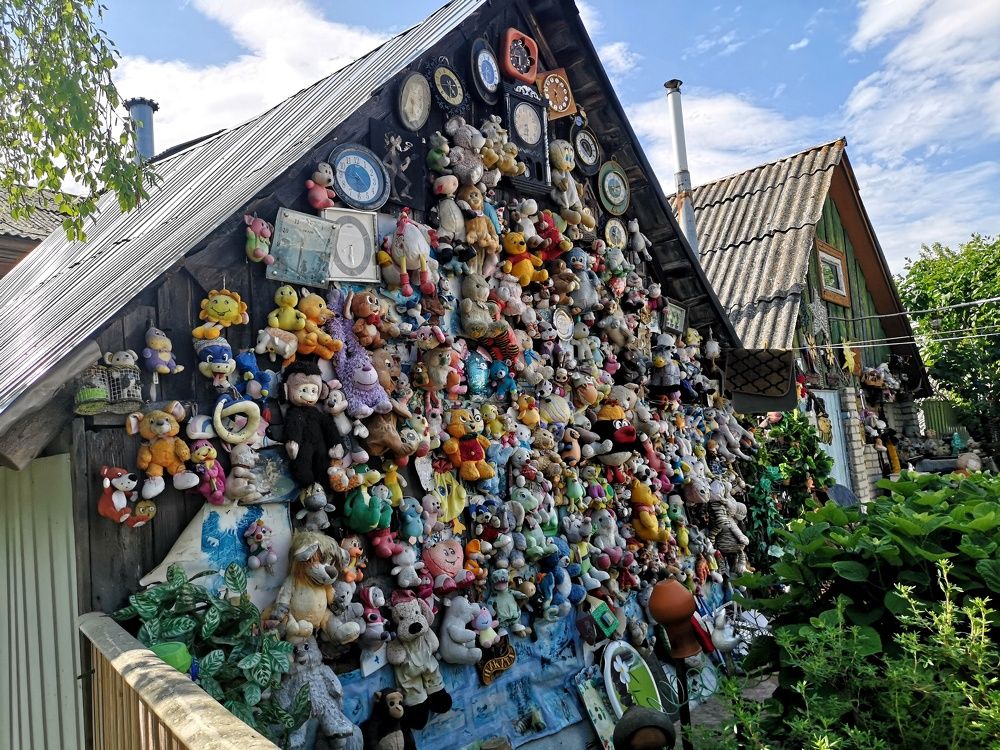 Красный угол