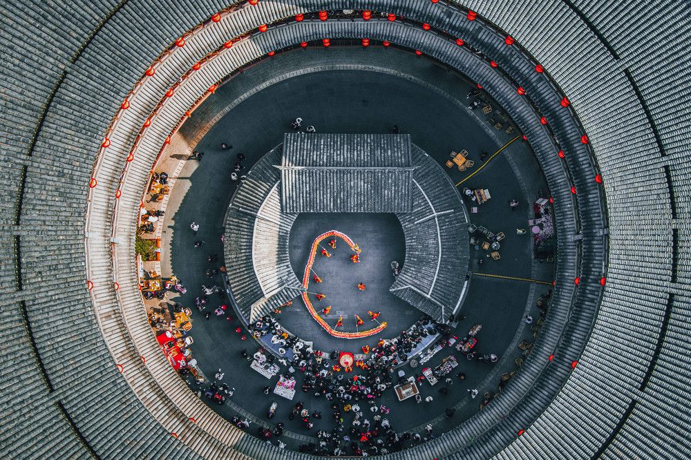 Dancing the Dragon to Welcome the New Year