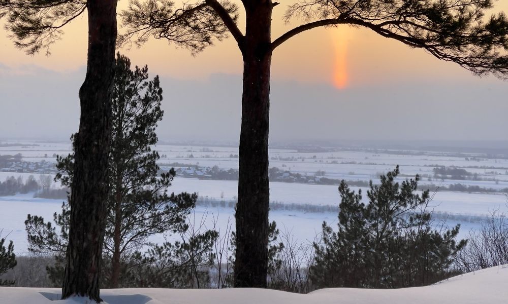 От серого цвета до яркого солнца