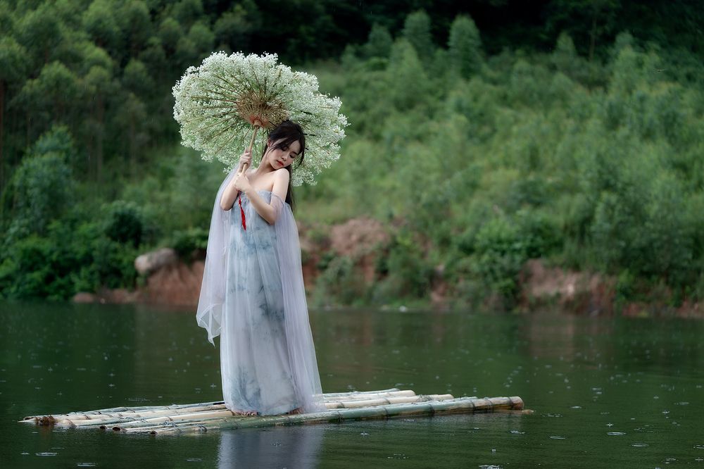 Photograph by Le Trong