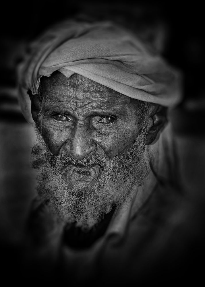 اليمن بعيوني