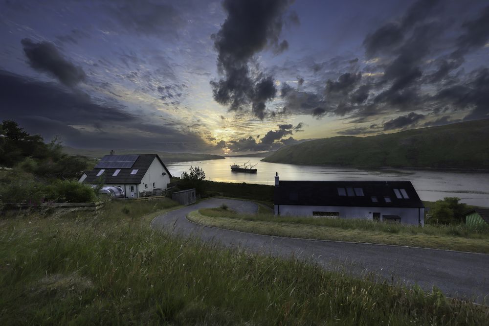 Photograph by Jennath Riyas Poozhithara