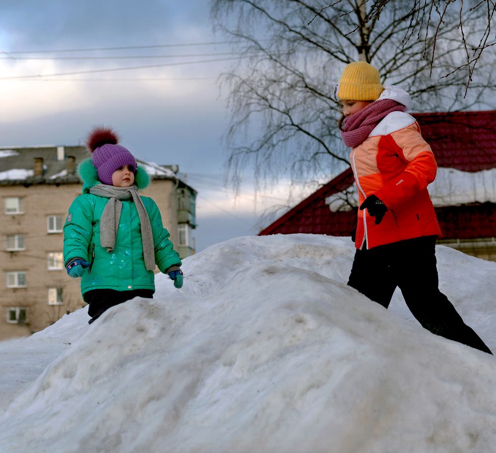 Снежные горки.
