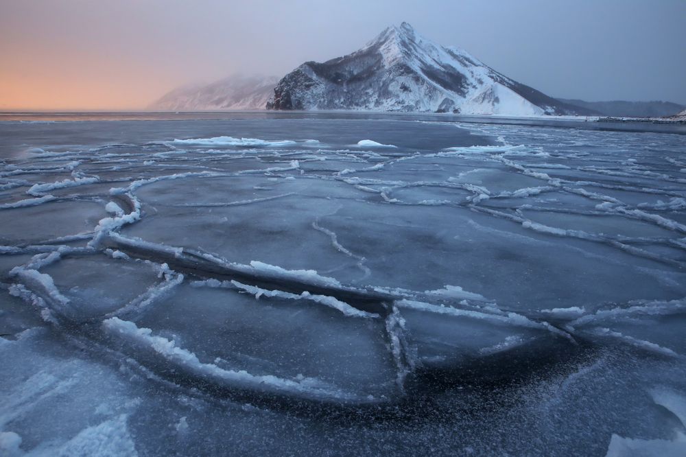 Рассвет забрезжил