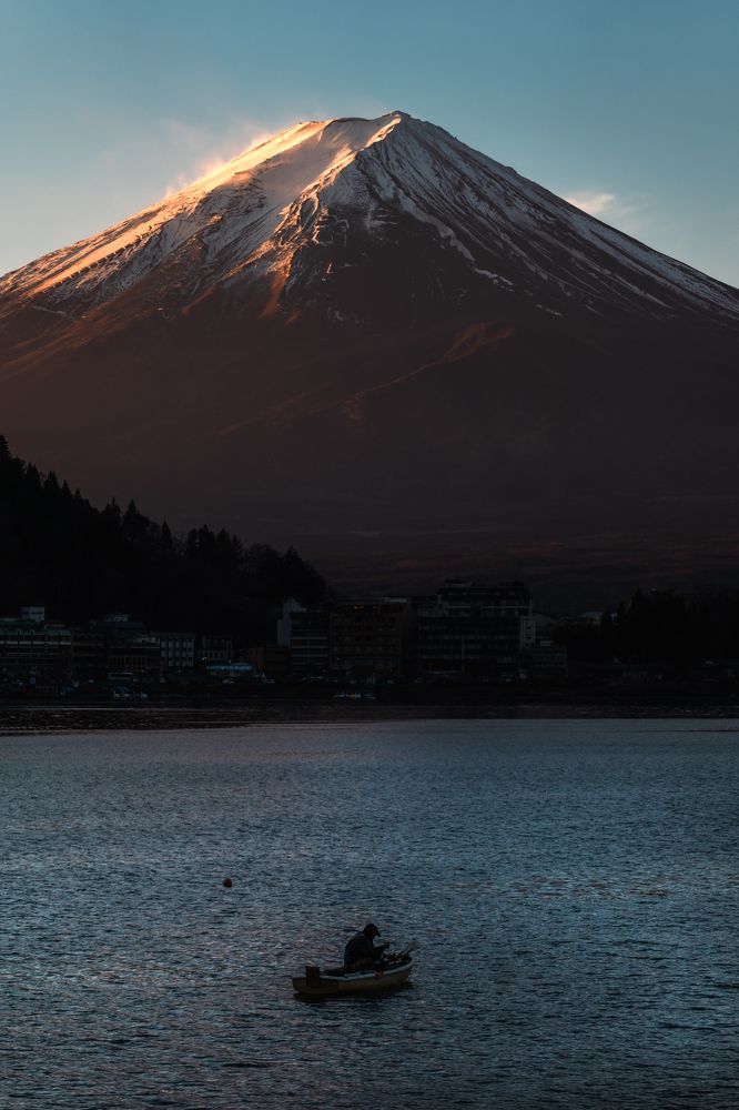 Photograph by Krid Karnsomdee