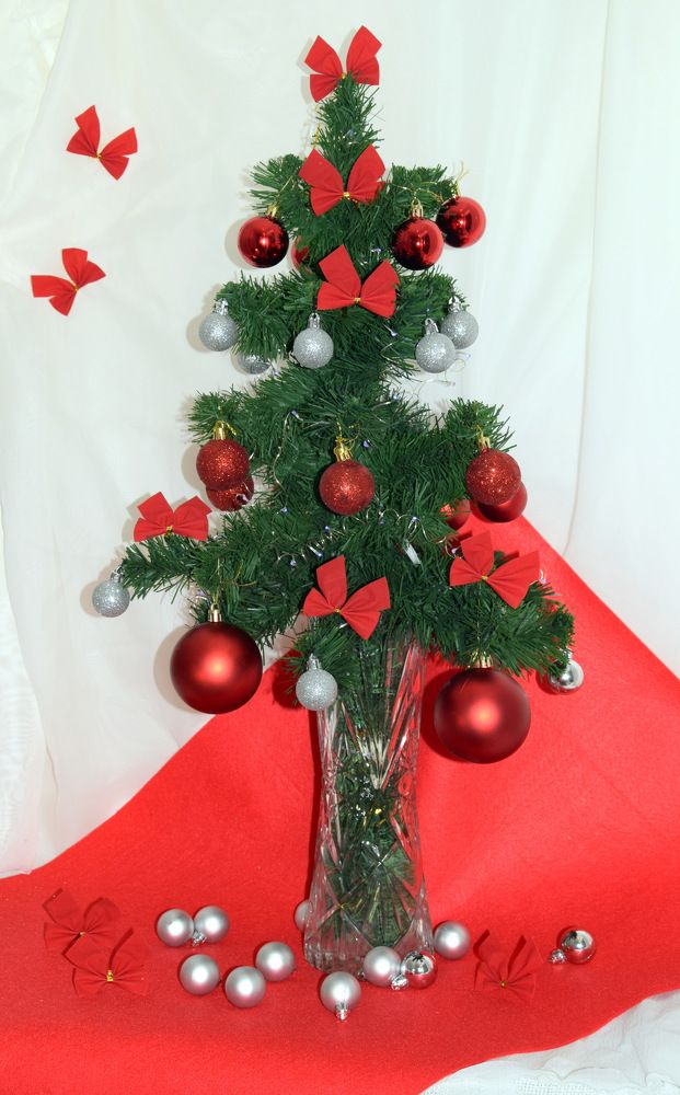 Натюрморт  с бантиками