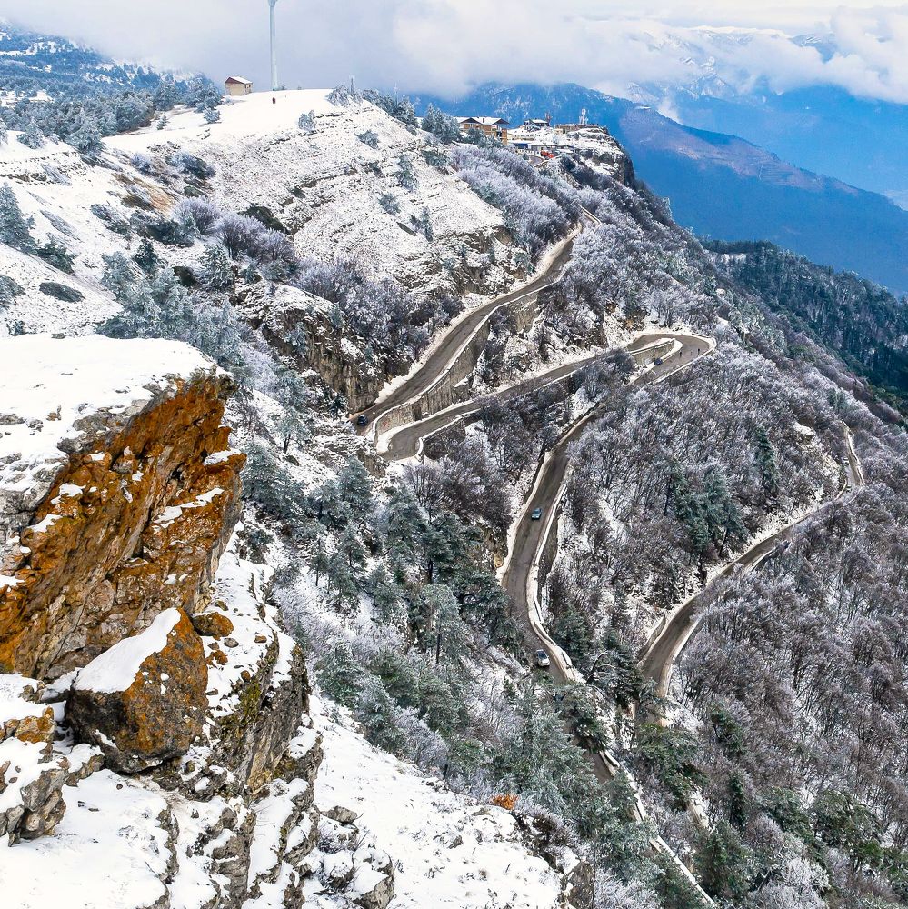 Зимняя дорога на Ай-Петри