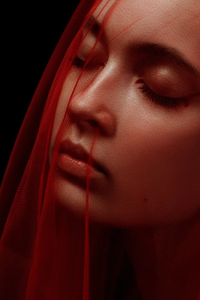 Красная фата