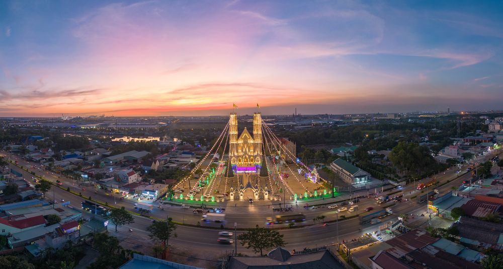 Photograph by Hai Tran