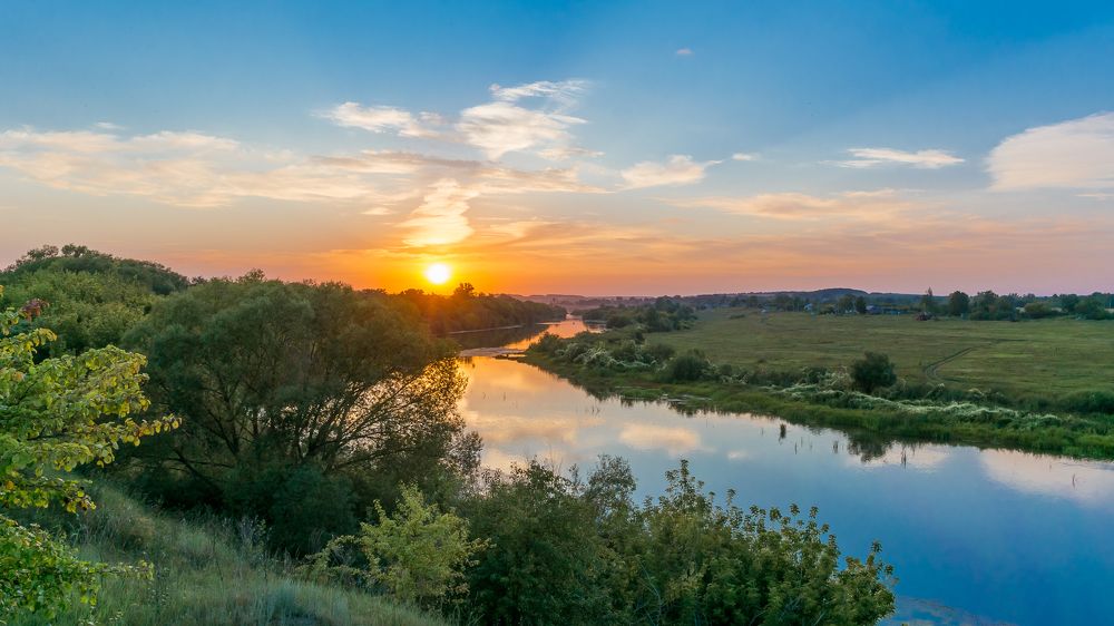 Закат солнца на реке Быстрая Сосна.