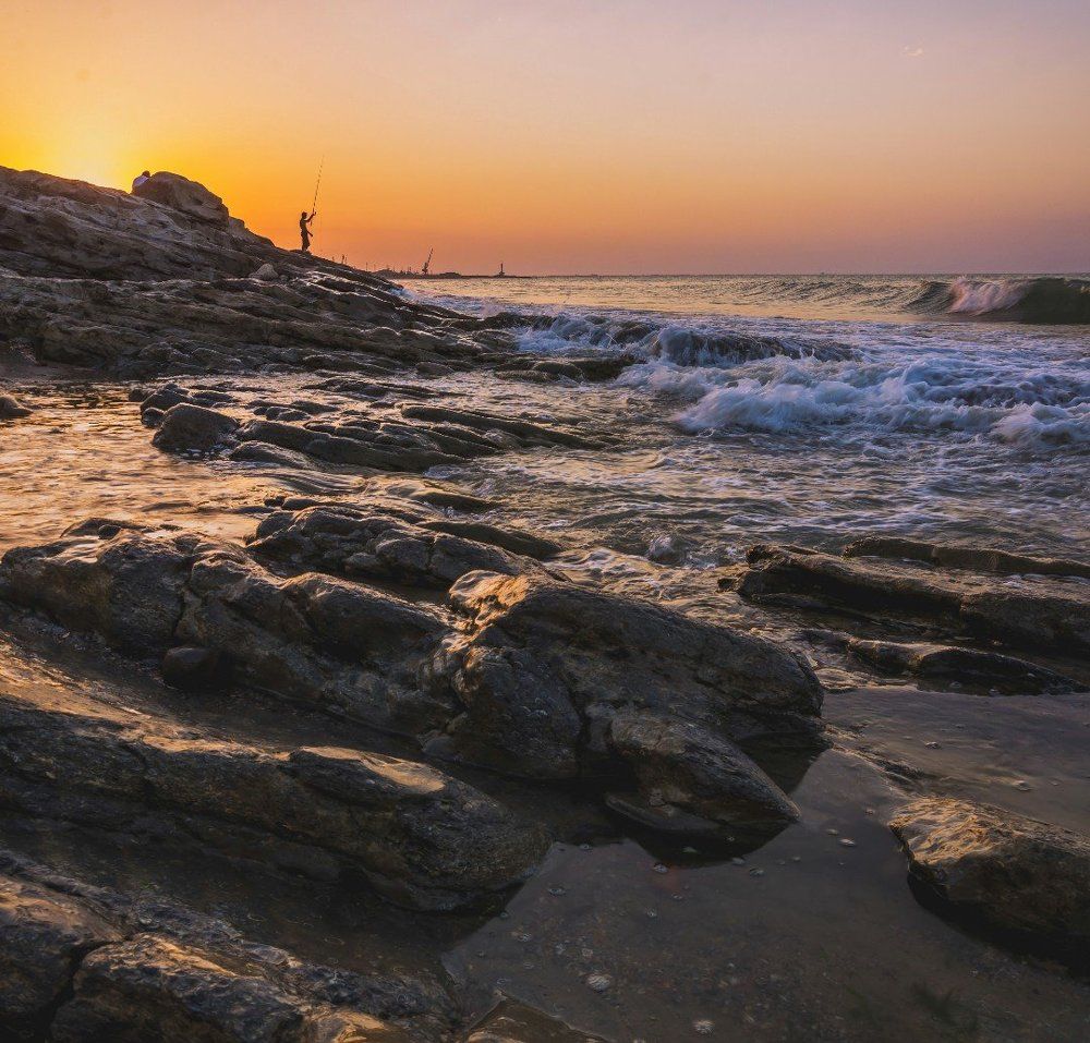 На берегу седого Каспия