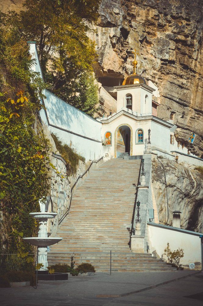 Мужской монастырь