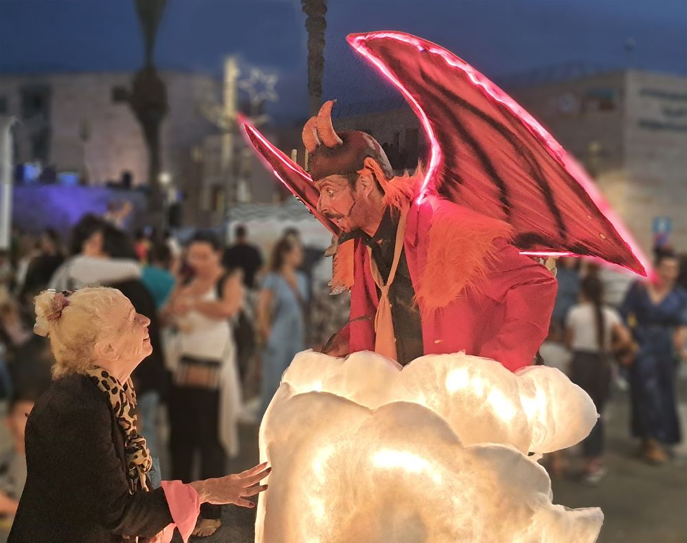 Разговор с дьяволом.  Сonversation with Satan