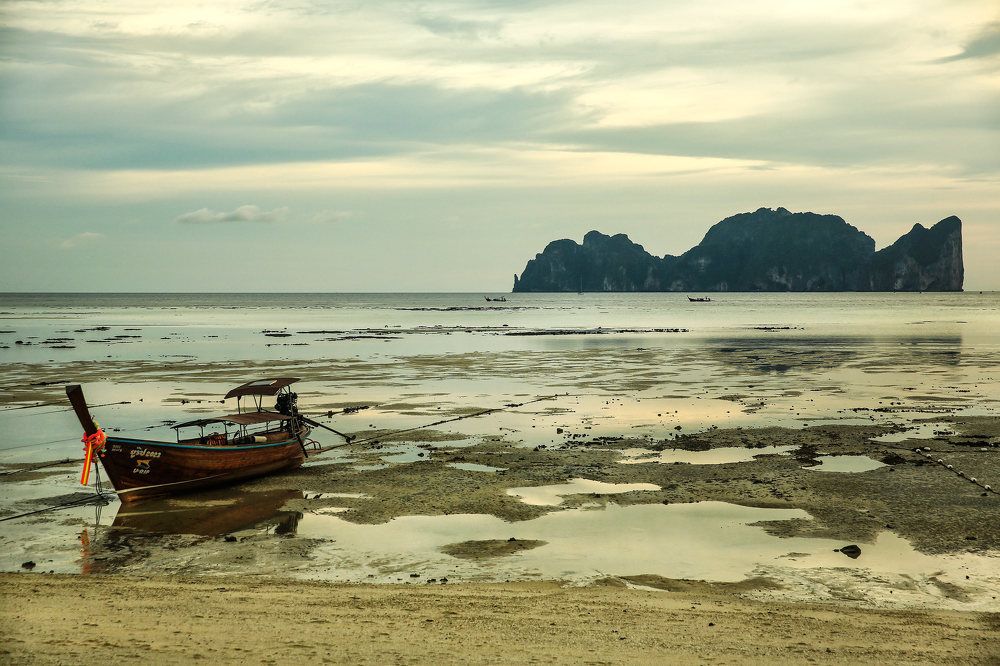 Отлив на о. Пхи-Пхи