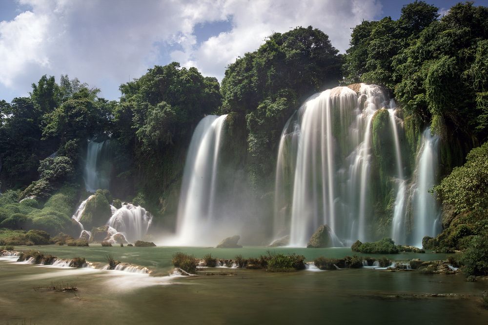 Photograph by CHU HUU LAC