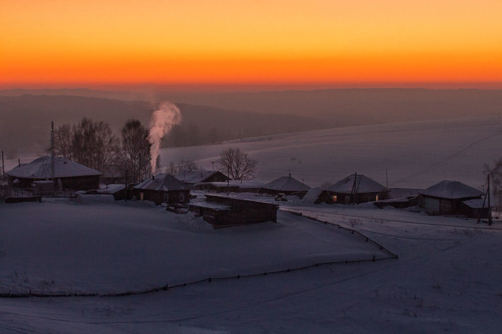 Деревенский рассвет.
