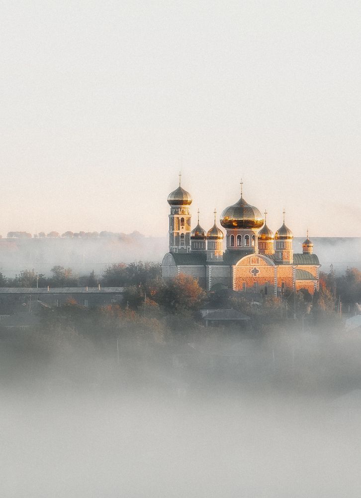 Фотография автора Олег Сухенко