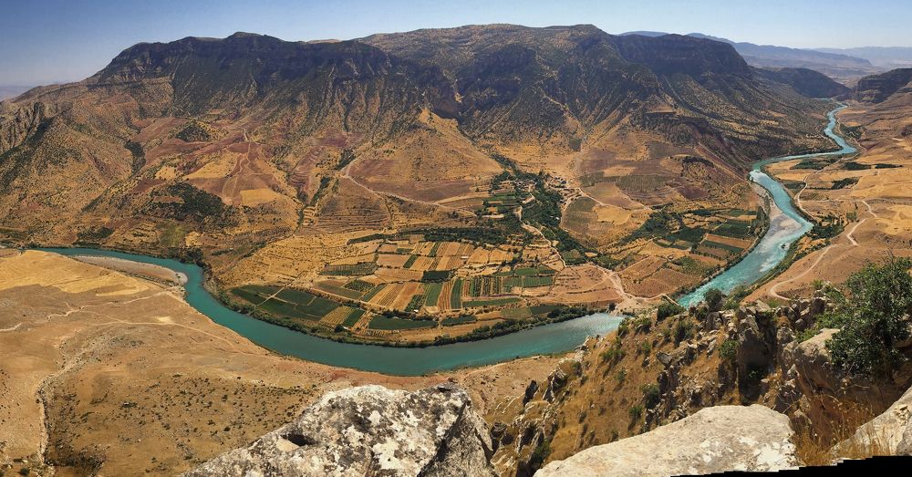 Photograph by Ahmet Aka