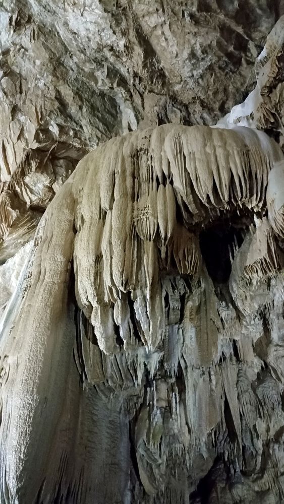 Новоафонская пещера.