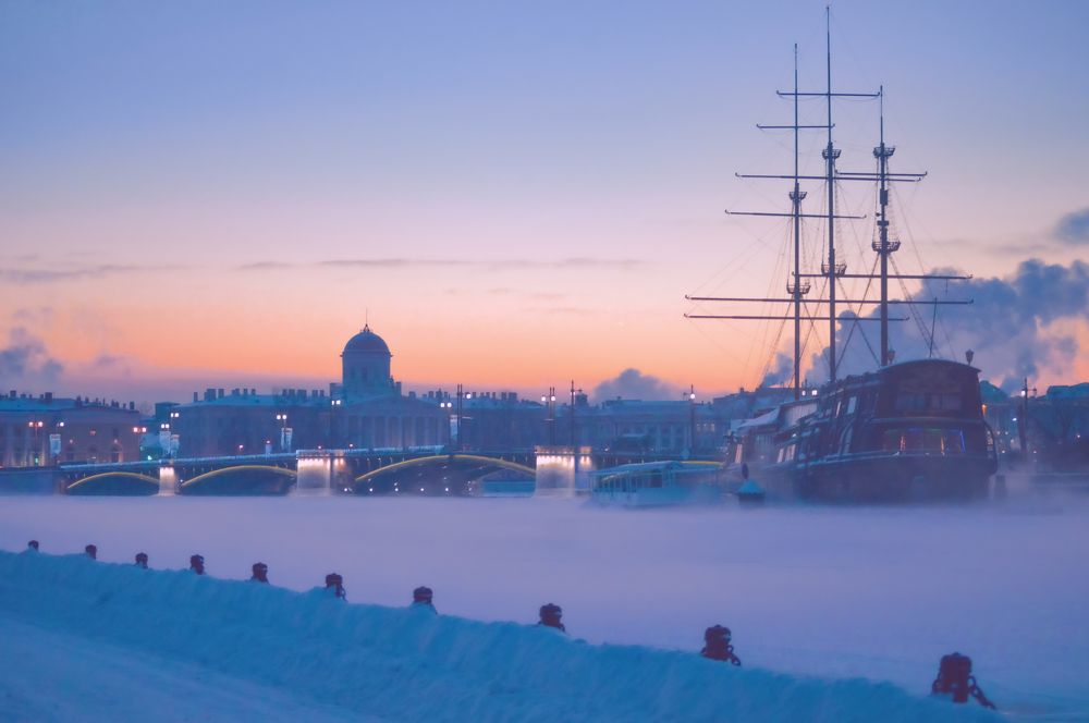 Город в морозном тумане