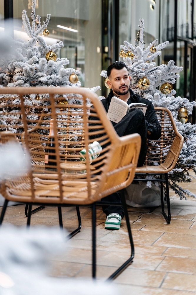 Photograph by Katsiaryna Yarmantovich