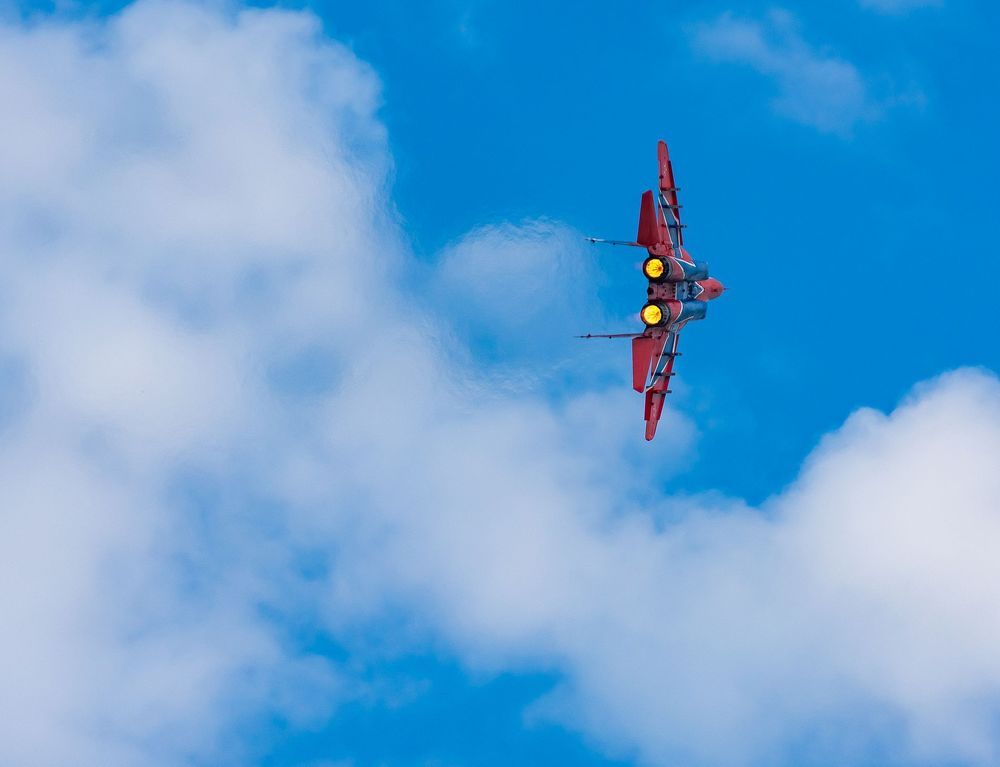 Red Bull Air Race MIG 29