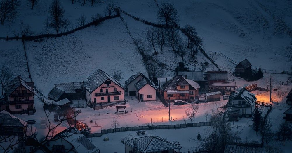 Photograph by Ovidiu Domşa
