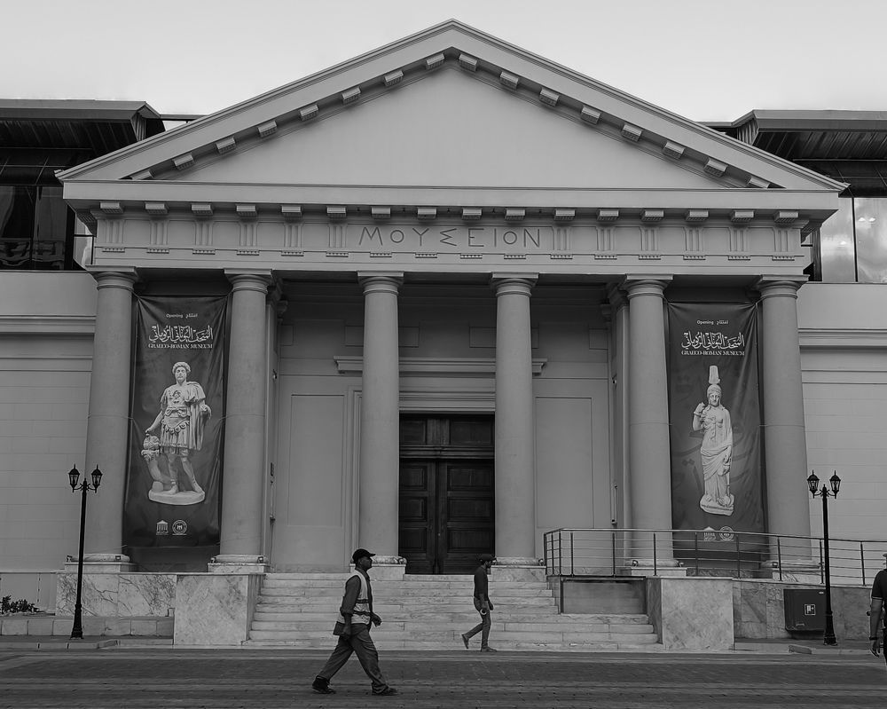 Фотография автора ebrahim omar