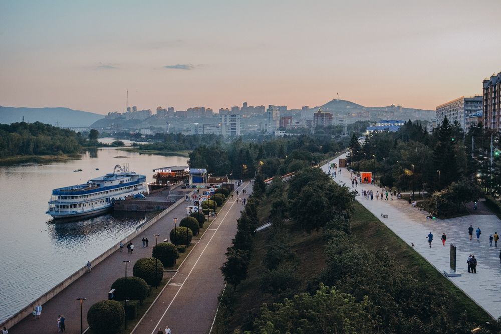 The embankment of the Yenisei River in Krasnoyarsk