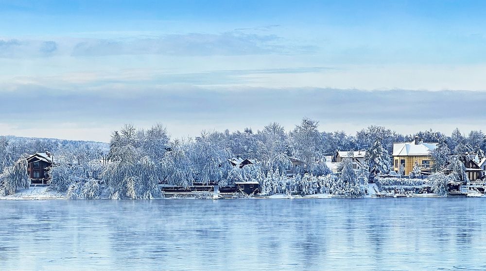 Островная деревня.