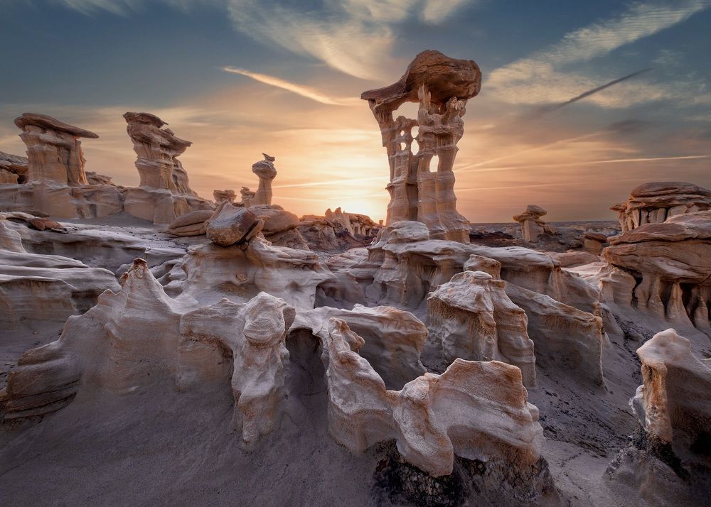 Bentonite clay formations