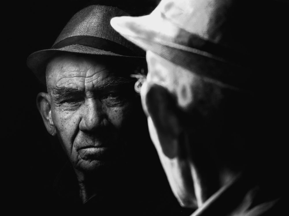 Photograph by Evgeniy Savikov