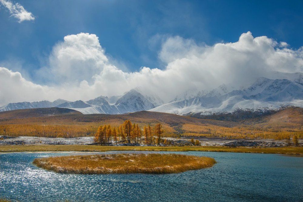 Праздничная Алтайская
