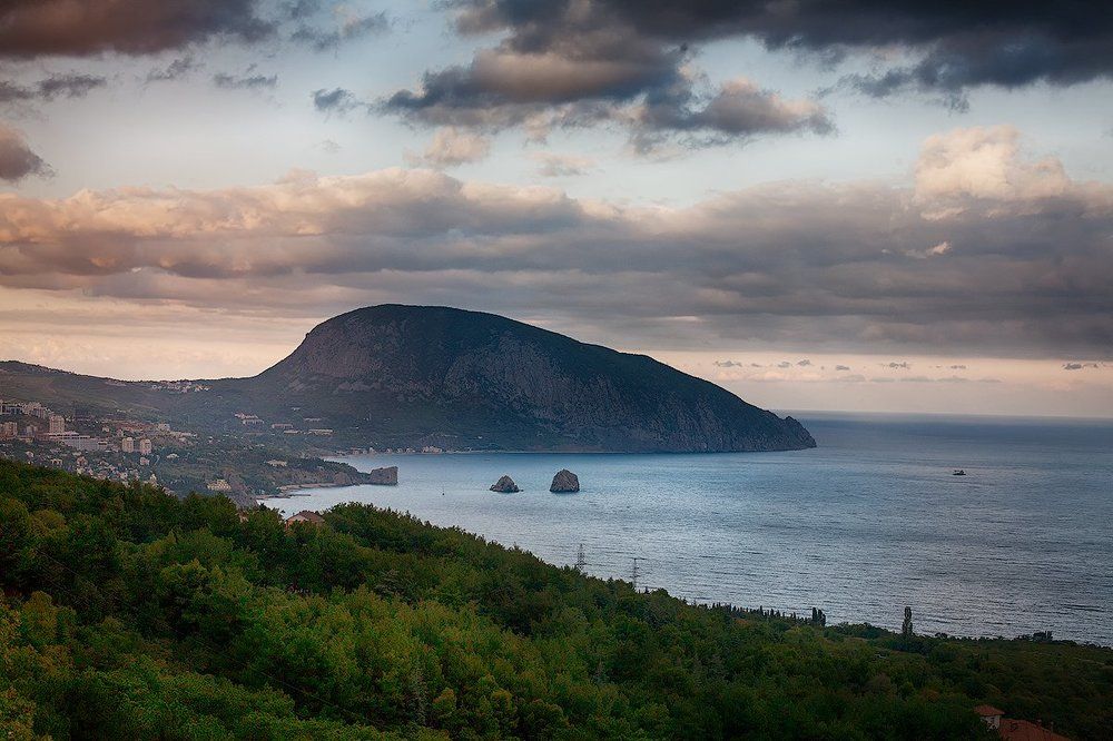 Закат над Медведь-горой