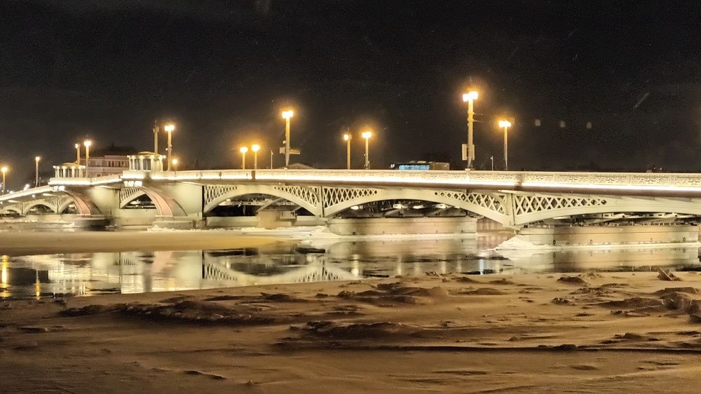 Мосты Петербурга ночью