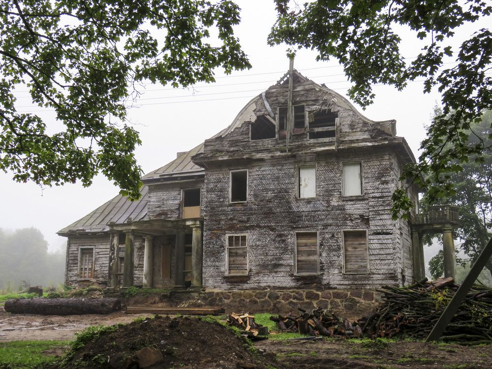 Manor in the village of Buddenovka