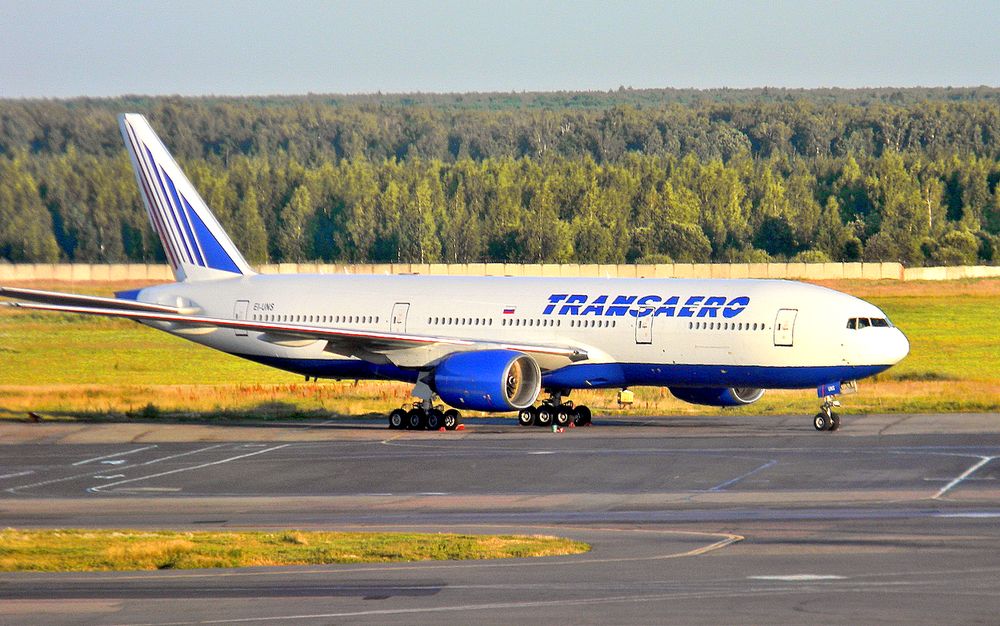 Самолёт TRANSAERO