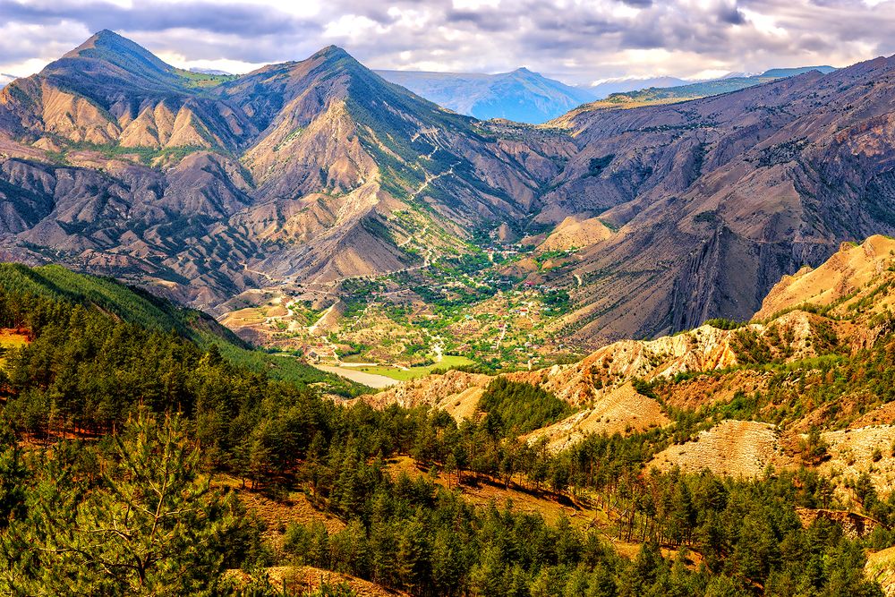 Красота и краски Кавказских гор