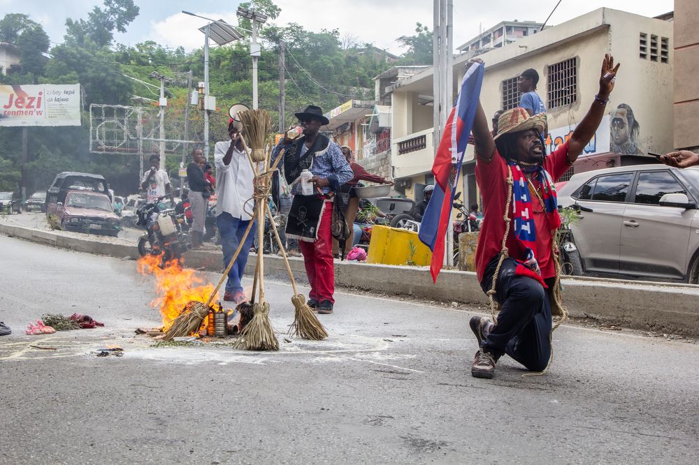 Photograph by Guerinault Louis