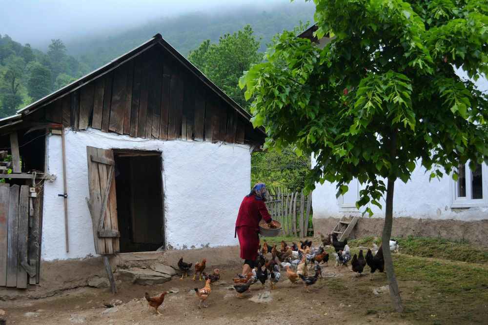 Селение Сым, высоко в горах