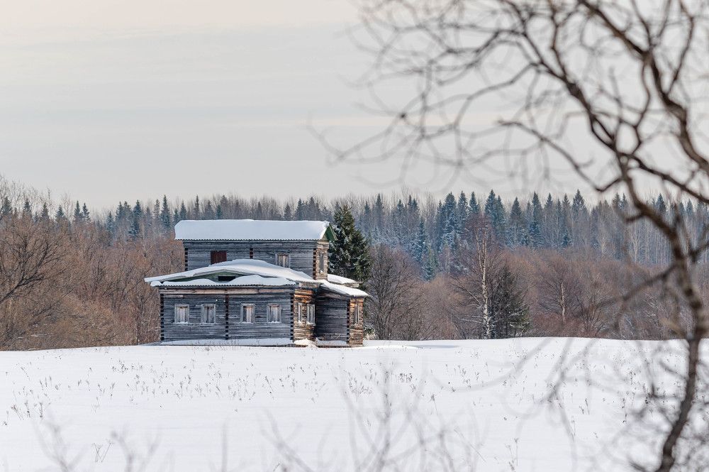 Дом у дороги