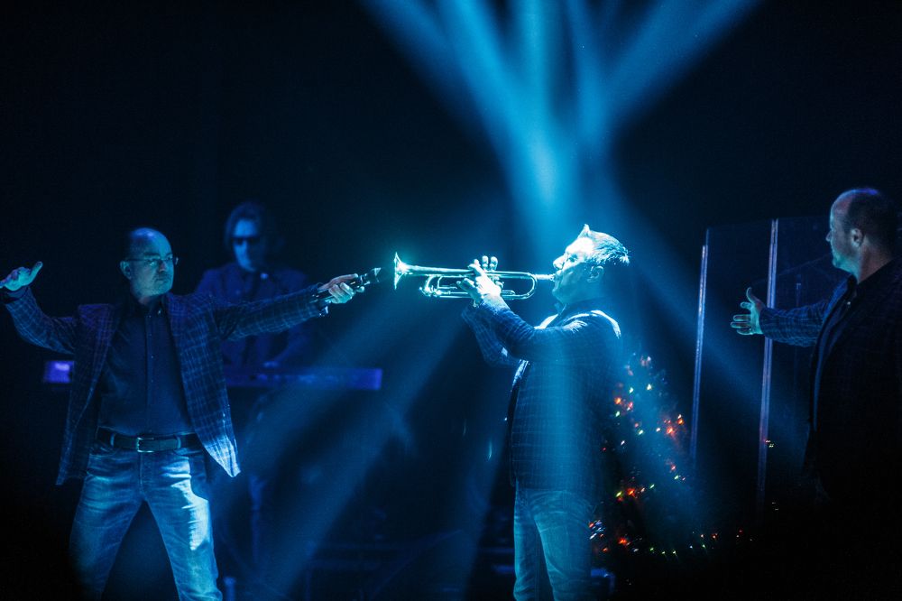 Photograph by Dmitri Izosimov