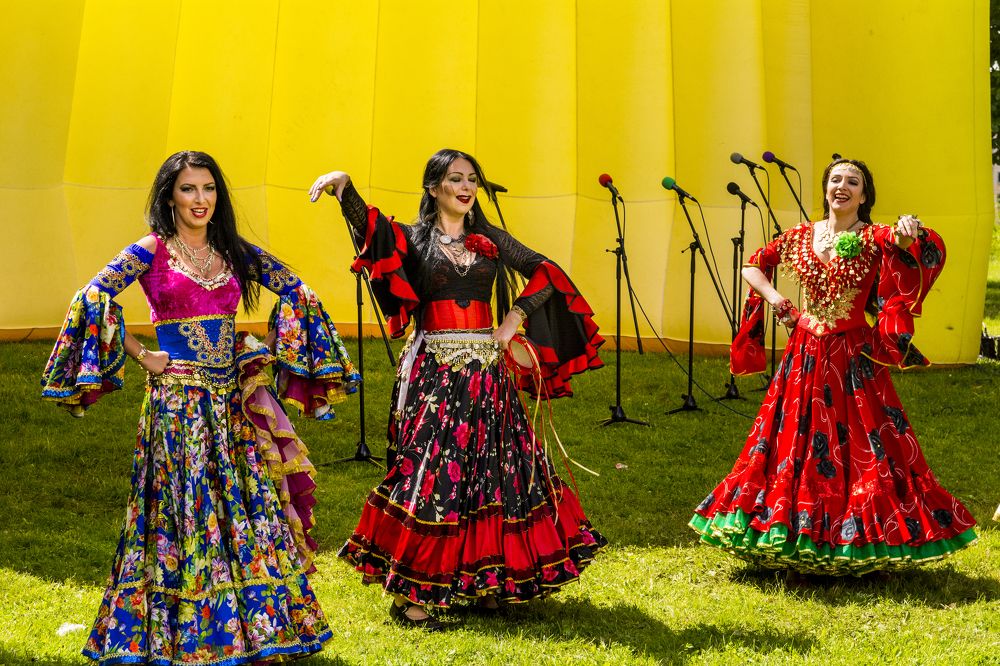 Цыганский ансамбль