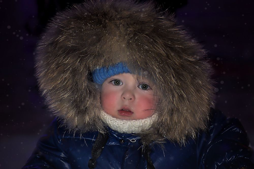 мороз разукрасил щечки