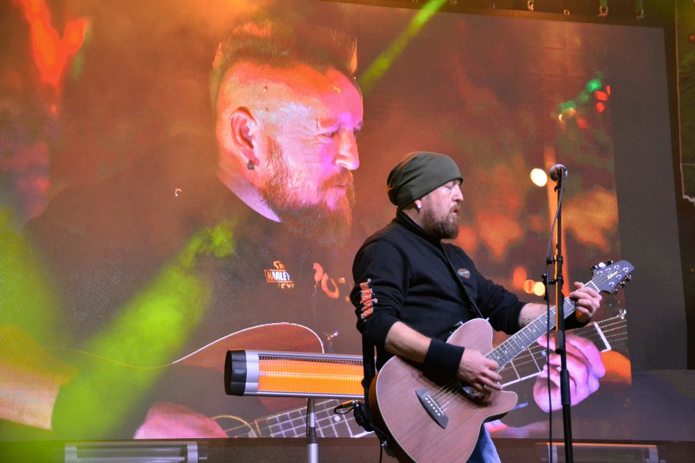 Photograph by Attila Mező