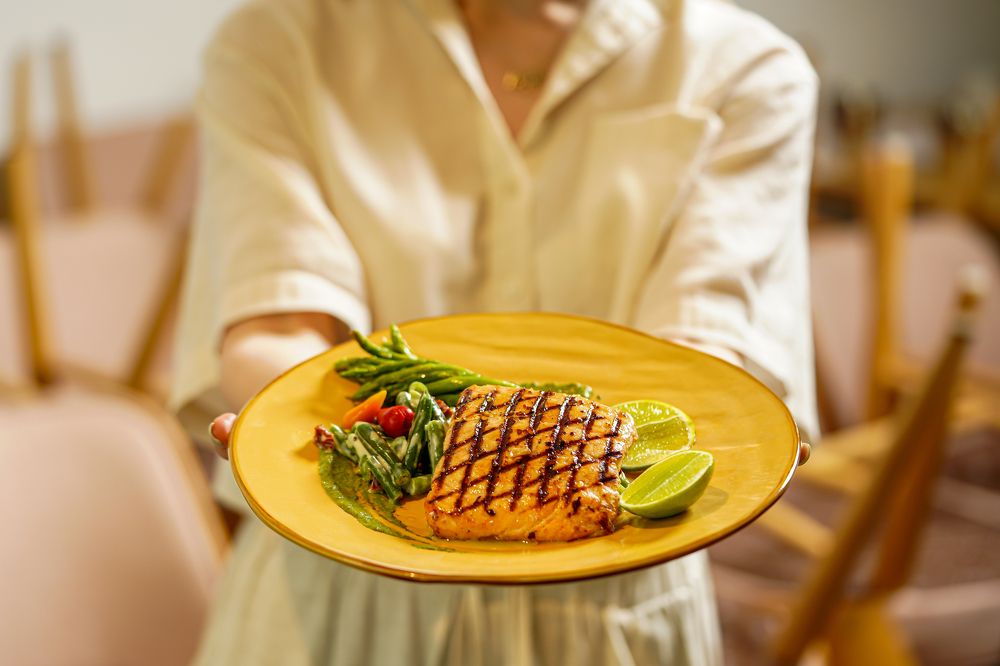 Photograph by Hakob Kalashyan